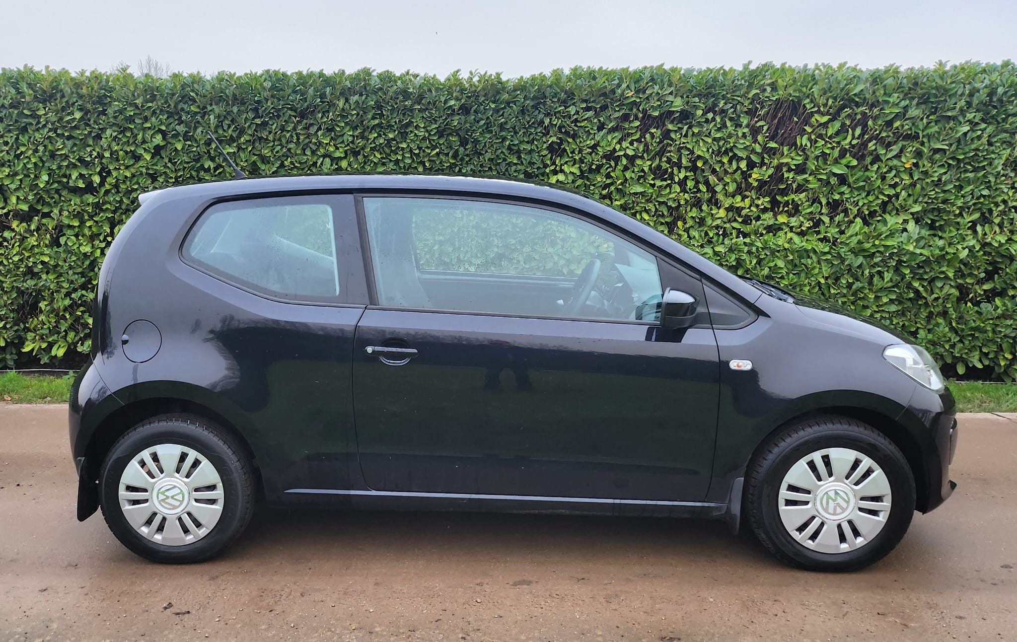 
								Volkswagen full									