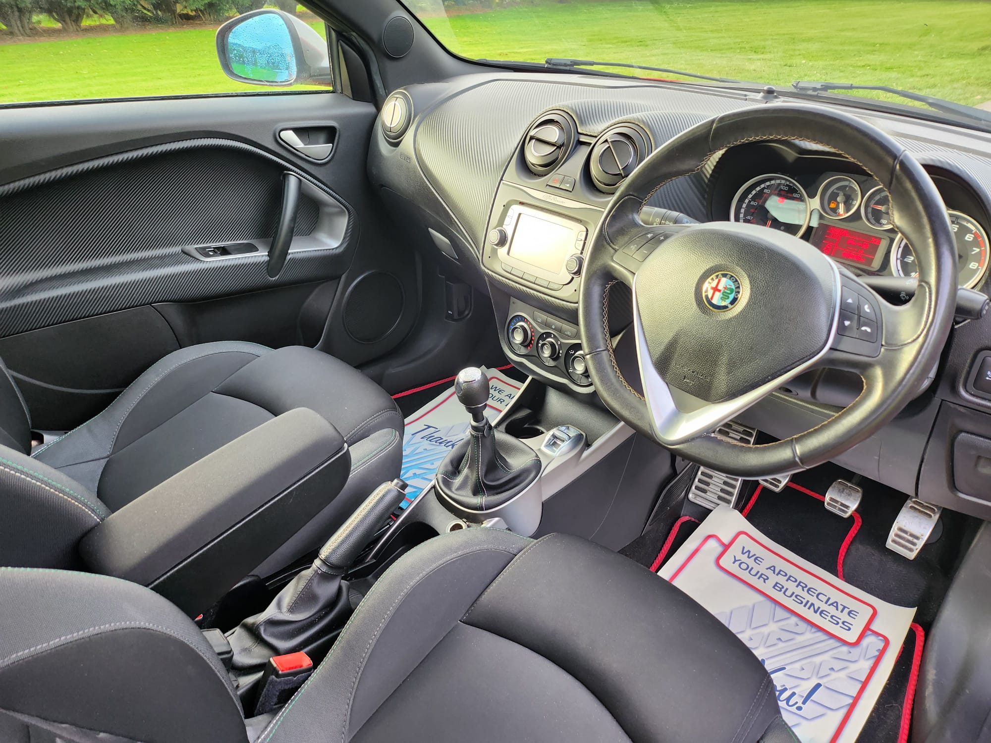 
								Alfa Romeo full									